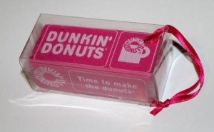 2010 DD Retro Donut Box Ornament
